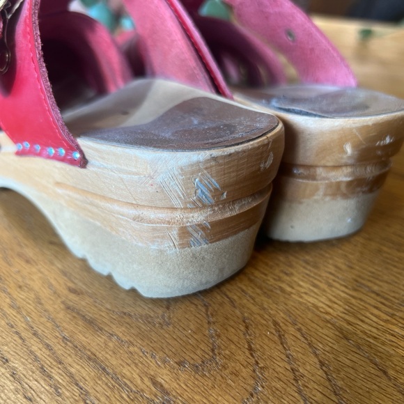 Troentorps red Mary Jane clog size 37 - Picture 5 of 7
